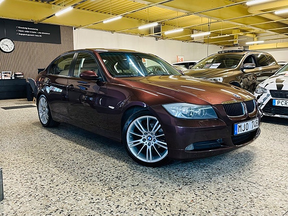 BMW 320 2 of 21