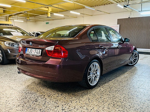 BMW 320 3 of 21