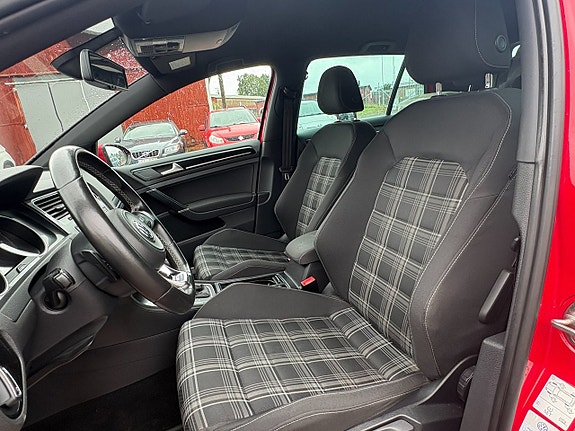 Volkswagen Golf I 4 of 9