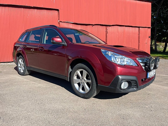 Subaru Outback 4 of 5
