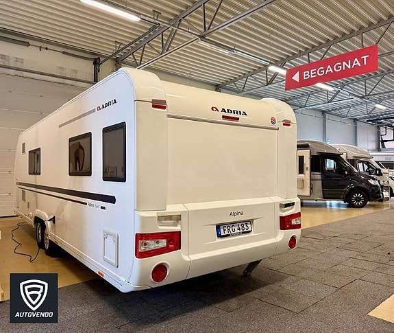 Adria ALPINA 753 HT Frontkök Alde Långbädd 3 of 18