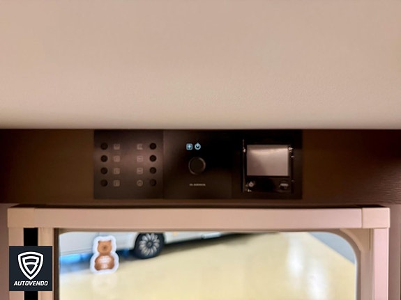 Adria ALPINA 663 UK AC 20 of 21