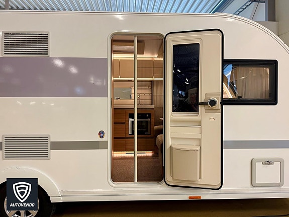 Adria ALPINA 663 UK AC 3 of 21