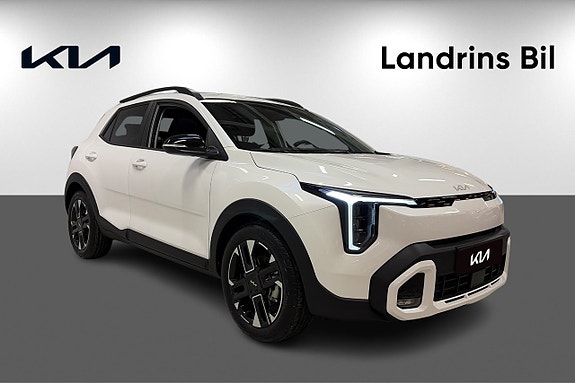 Kia Stonic 2 of 16