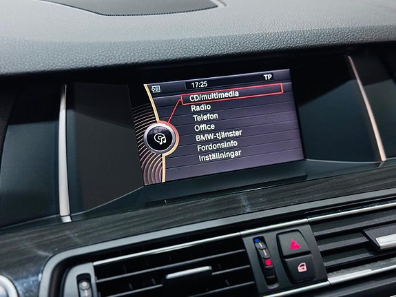 BMW 520d 11 of 17