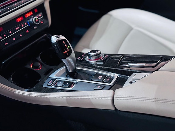 BMW 520d 10 of 17