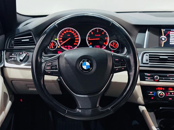 BMW 520d 14 of 17