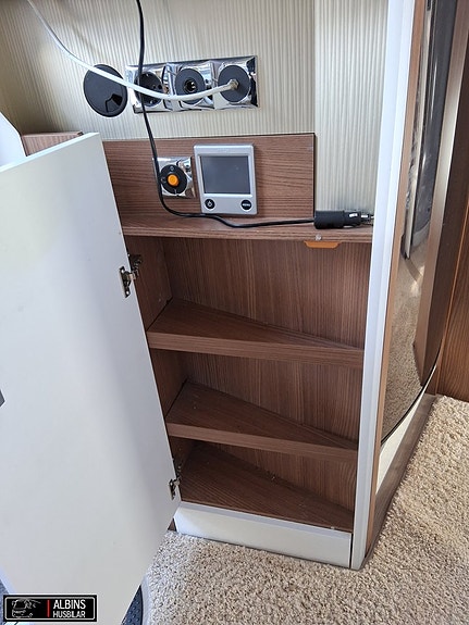 Bürstner I Elegance 910 G / Automat / ALDE / AC 18 of 21