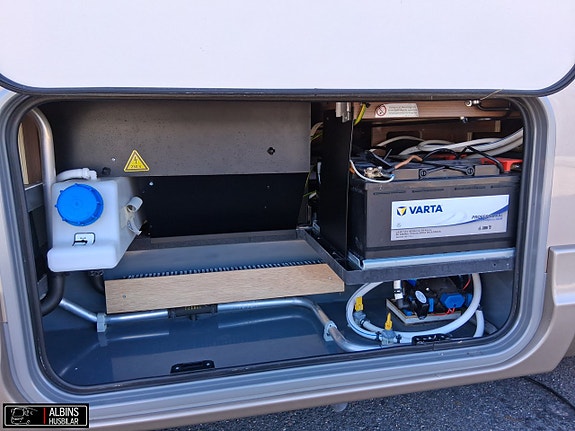 Bürstner I Elegance 910 G / Automat / ALDE / AC 7 of 21