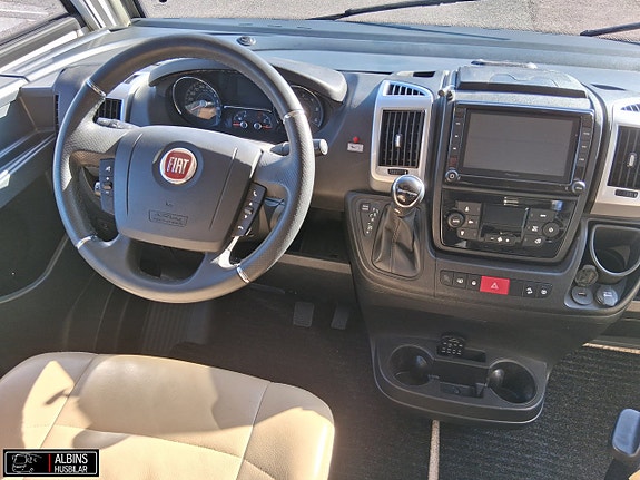 Bürstner I Elegance 910 G / Automat / ALDE / AC 13 of 21
