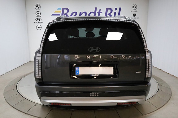 Hyundai Ioniq 9 7 of 27