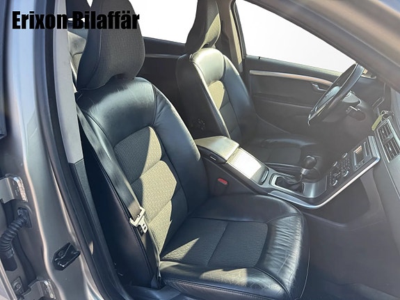 Volvo V70 21 of 28