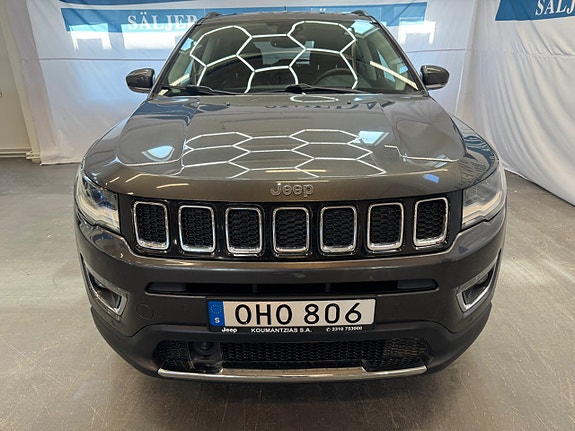 Jeep Compass 3 of 5
