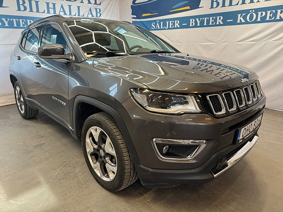 Jeep Compass 2 of 5