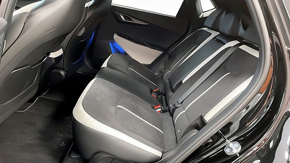 Kia EV6 9 of 12