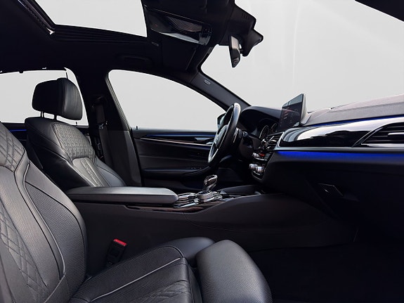 BMW M550d 27 of 30