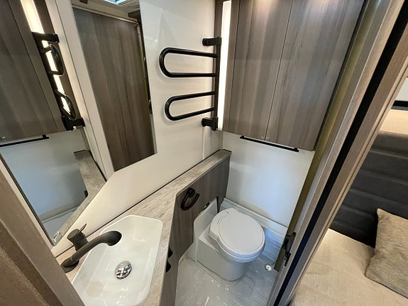 Kabe Estate 470 XL / ALDE / Resevagn / Året runt standard / 16 of 26