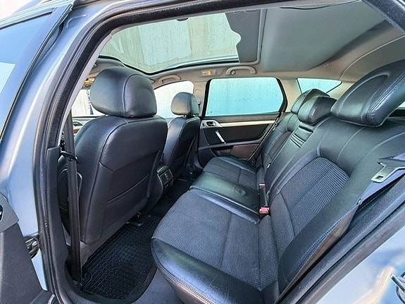 Peugeot 407 13 of 15
