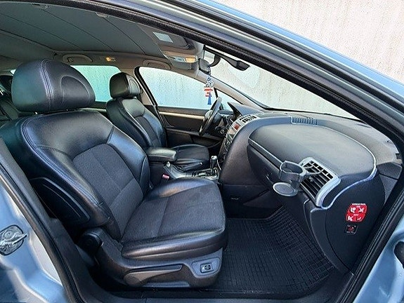 Peugeot 407 12 of 15