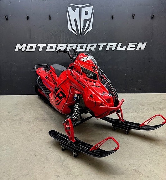Polaris KHAOS 9R 146" 3 of 5