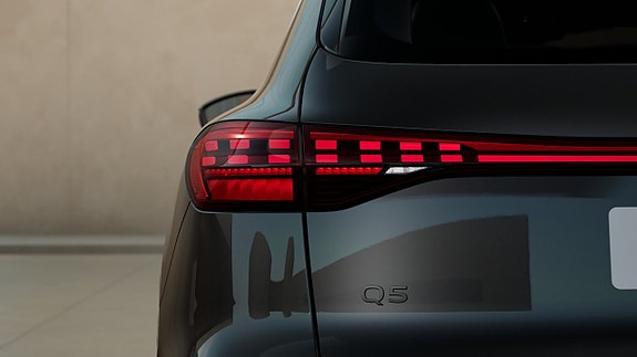 Audi Q5 6 of 17