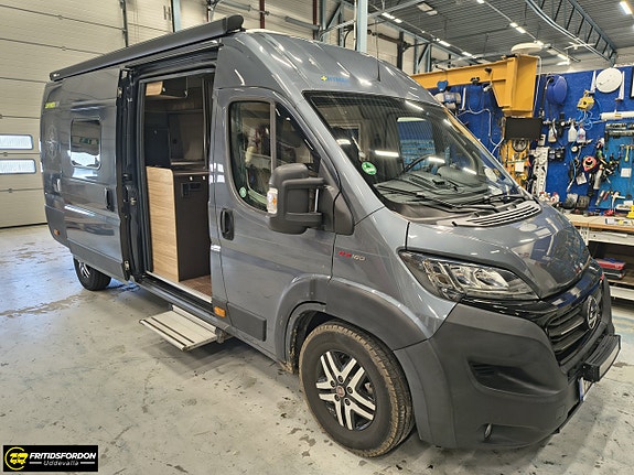 Hymer YELLOWSTONE B-Kort Långbädd 180Hk