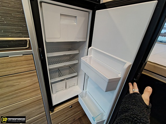 Hymer YELLOWSTONE Långbädd 180Hk Automat 14 of 20
