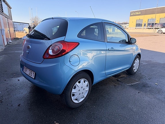 Ford Ka 4 of 5