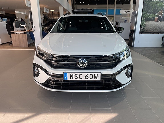 Volkswagen Taigo 2 of 24