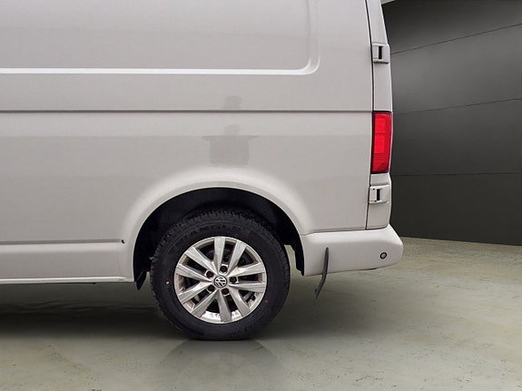 Volkswagen Transporter 28 of 30