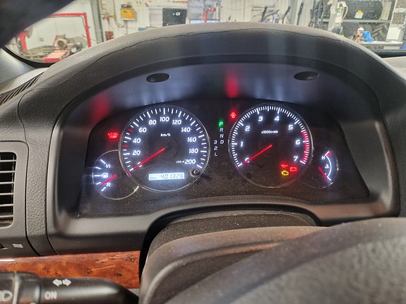 Toyota Land Cruiser 10 of 18