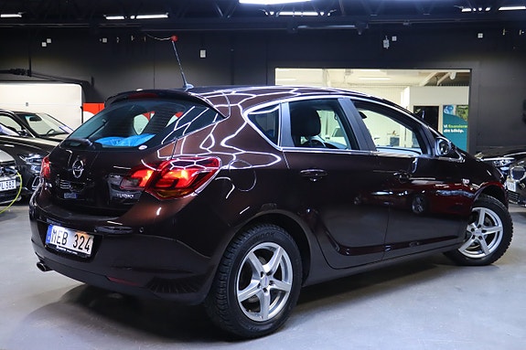 Opel Astra 5 of 5