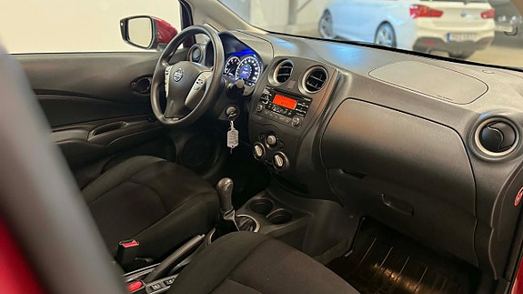 Nissan Note 18 of 23