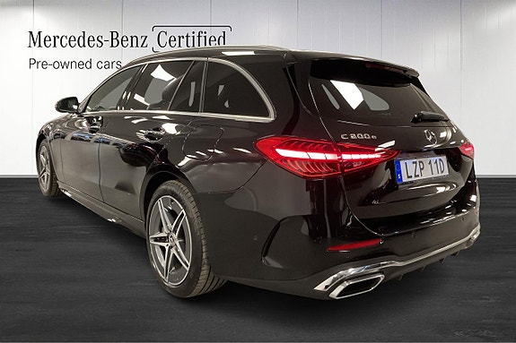 Mercedes-Benz C300 e 4 of 5