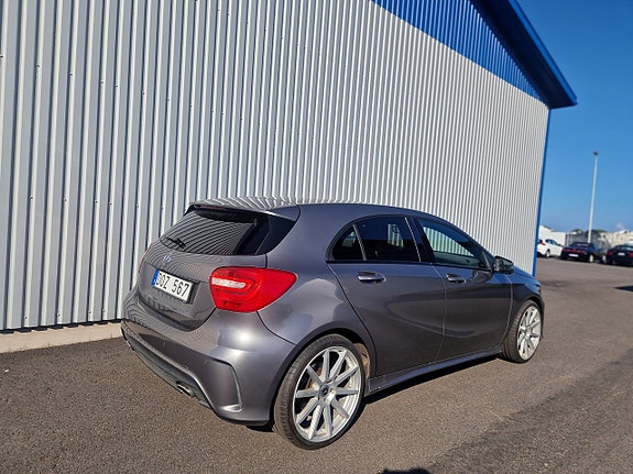 Mercedes-Benz A250 6 of 16