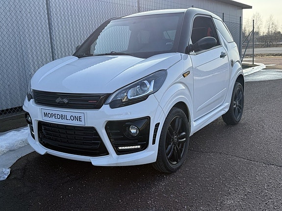 Ligier JS50 Baslåda, Motorvärmare, Garanti, Dubbade däck