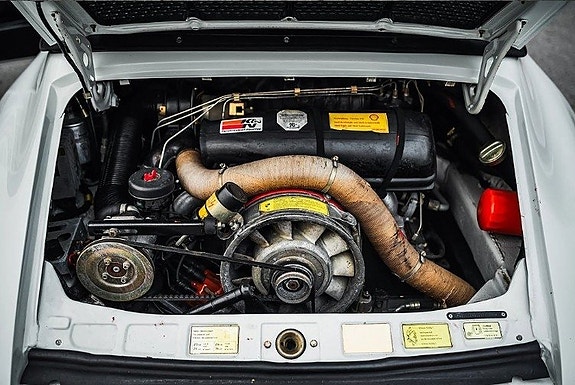 Porsche 911 14 of 18