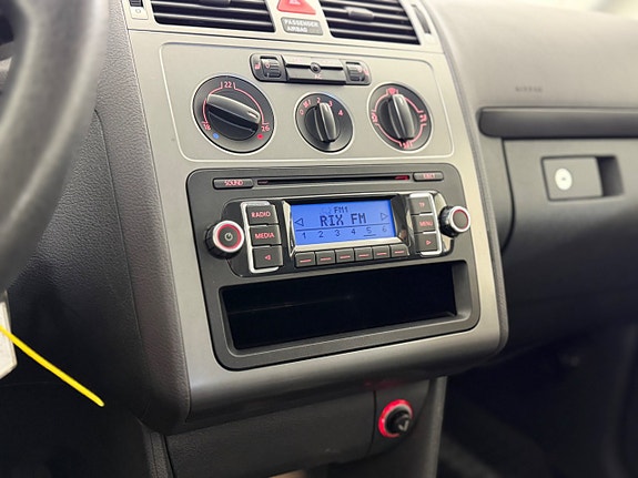 Volkswagen Touran 22 of 26