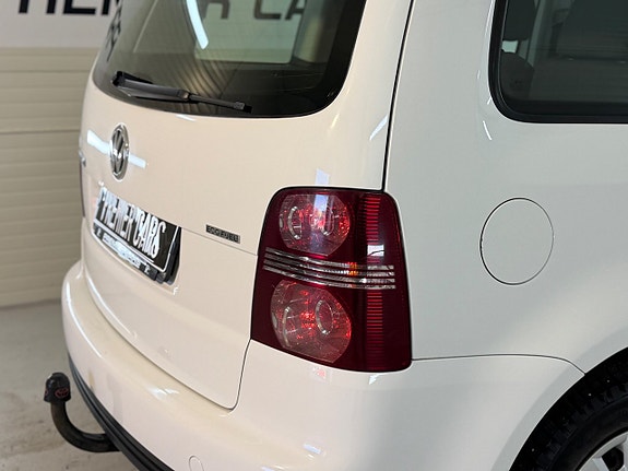 Volkswagen Touran 9 of 26