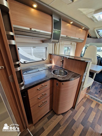 Knaus Sky Ti 700 MEG //LAGERRENSNING// 6 of 10