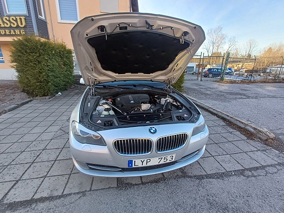 BMW 520 16 of 23
