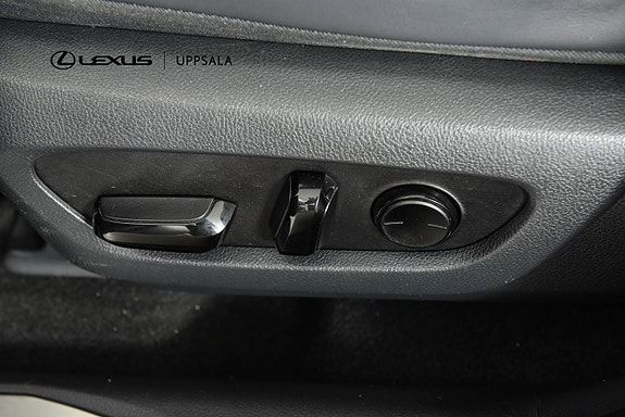 Lexus NX450h+ 12 of 16