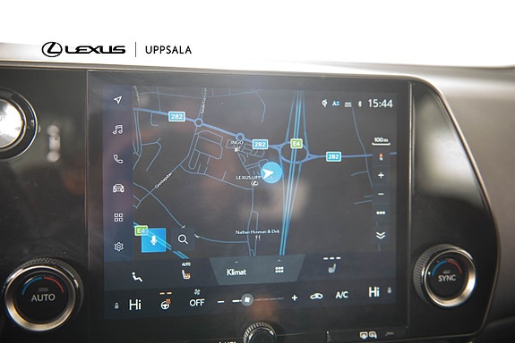 Lexus NX450h+ 15 of 16
