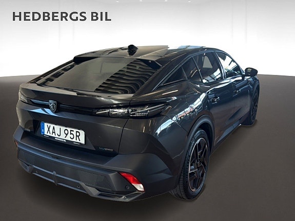 Peugeot 408 3 of 17