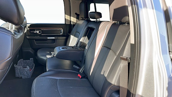 Dodge RAM 1500 5 of 5