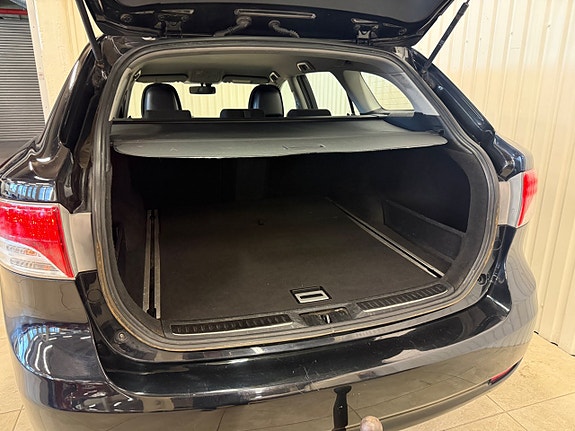 Toyota Avensis 15 of 16