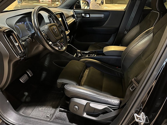 Volvo XC40 5 of 5