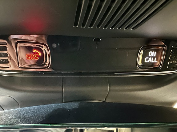 Volvo XC40 10 of 18