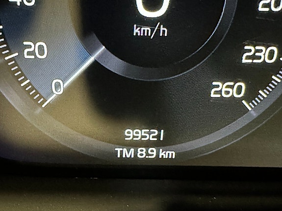 Volvo XC40 14 of 18