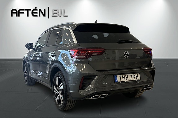 Volkswagen T-Roc 8 of 26